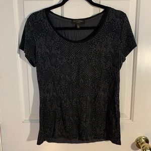 Banana republic snake skin top💖